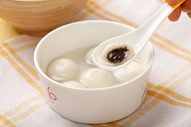 纪念25周年《古墓丽影 暗影》官方发布重绘版封面